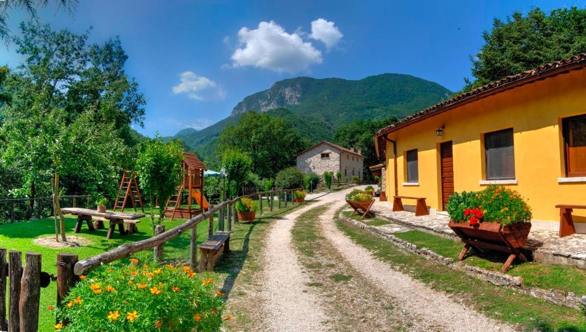 Agriturismo La Ferrera Varco Sabino Exterior photo